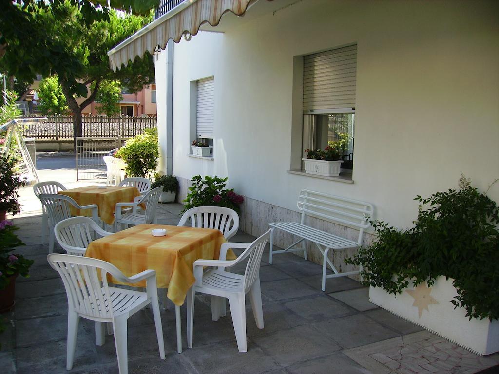 Hotel Villa Tua Riccione Zewnętrze zdjęcie